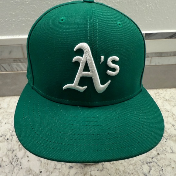 Authentic Collection Oakland Athletics 59FIFTY fitted 7 1/2 - Picture 1 of 8